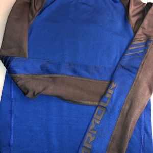 Under Armour long sleeve athletic form fitted top